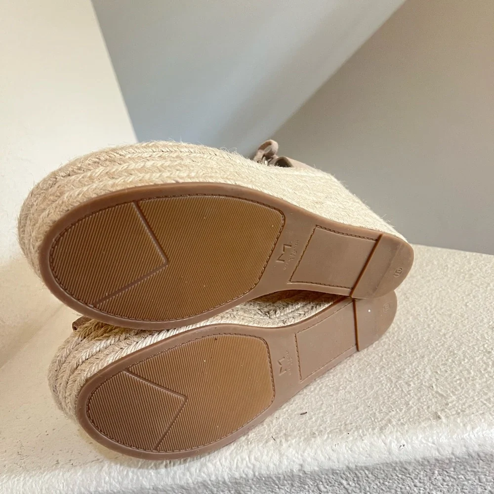 Marc Fisher Alita cream Espadrille Platform Wedge Sandals Size 10 Summer Chic‎